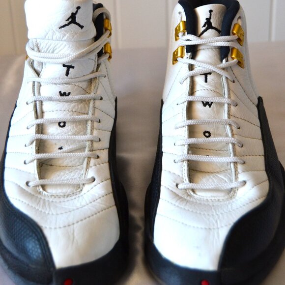 JORDAN 12  OG -1997 TAXI-  - 130690-101 - PRE-OWNED - SIZE US 12  $210 - Picture 2 of 16